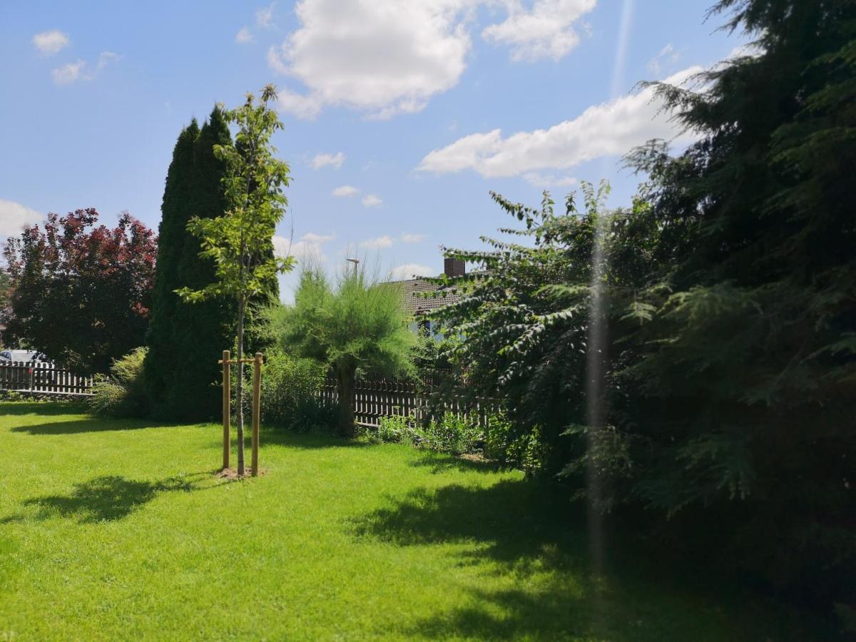 Haus Zur Lachenden Lieselotte I 5 Minuten Zu Fuss Zum Kostenlosen Naturbad I Messenaehe I Waldnaehe Villa Postbauer-Heng Buitenkant foto